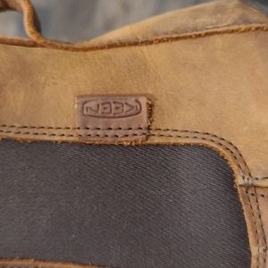 Keen boots